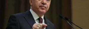 Erdoğan, İspanyol gazeteciyi azarladı: ‘Başını sallama’ 